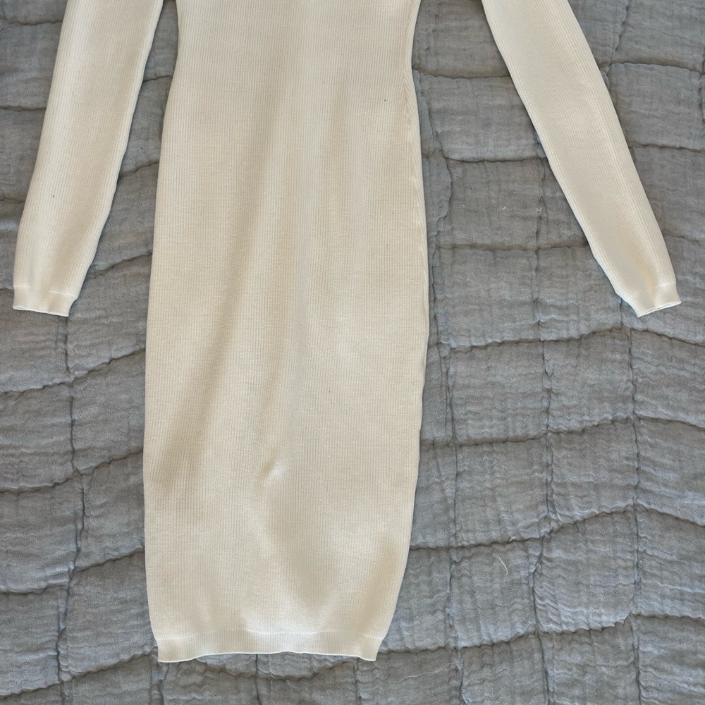 SOLD —- NWT Aritzia Cove dress - Picture 6 of 10